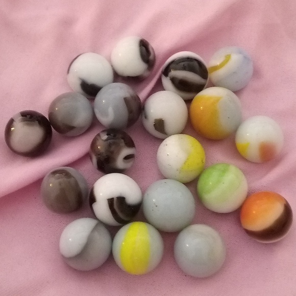 Old vintage marbles - Picture 3 of 6